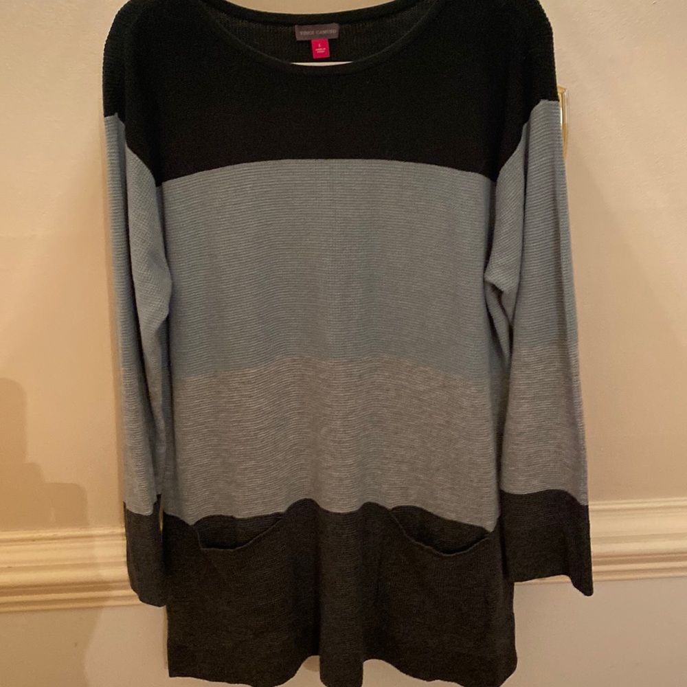 VINCE CAMUTO SWEATER, NWOT